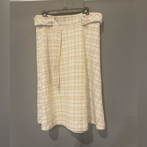Ann Taylor A-line plaid skirt